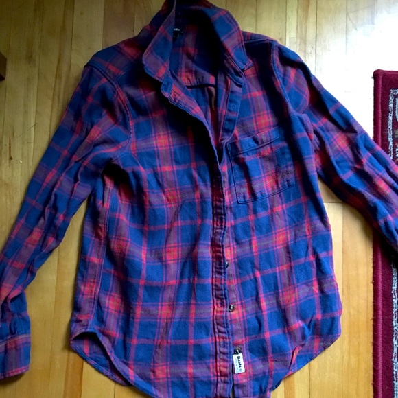 TNA aritzia plaid button up shirt - Picture 1 of 1